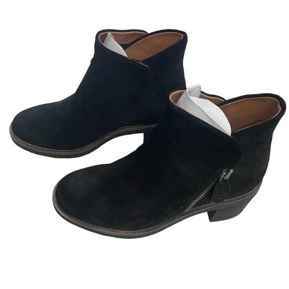 Gentle Souls Best 65MM Zip Bootie Black Suede Side Zip NEW Size 5.5 - Picture 2 of 7